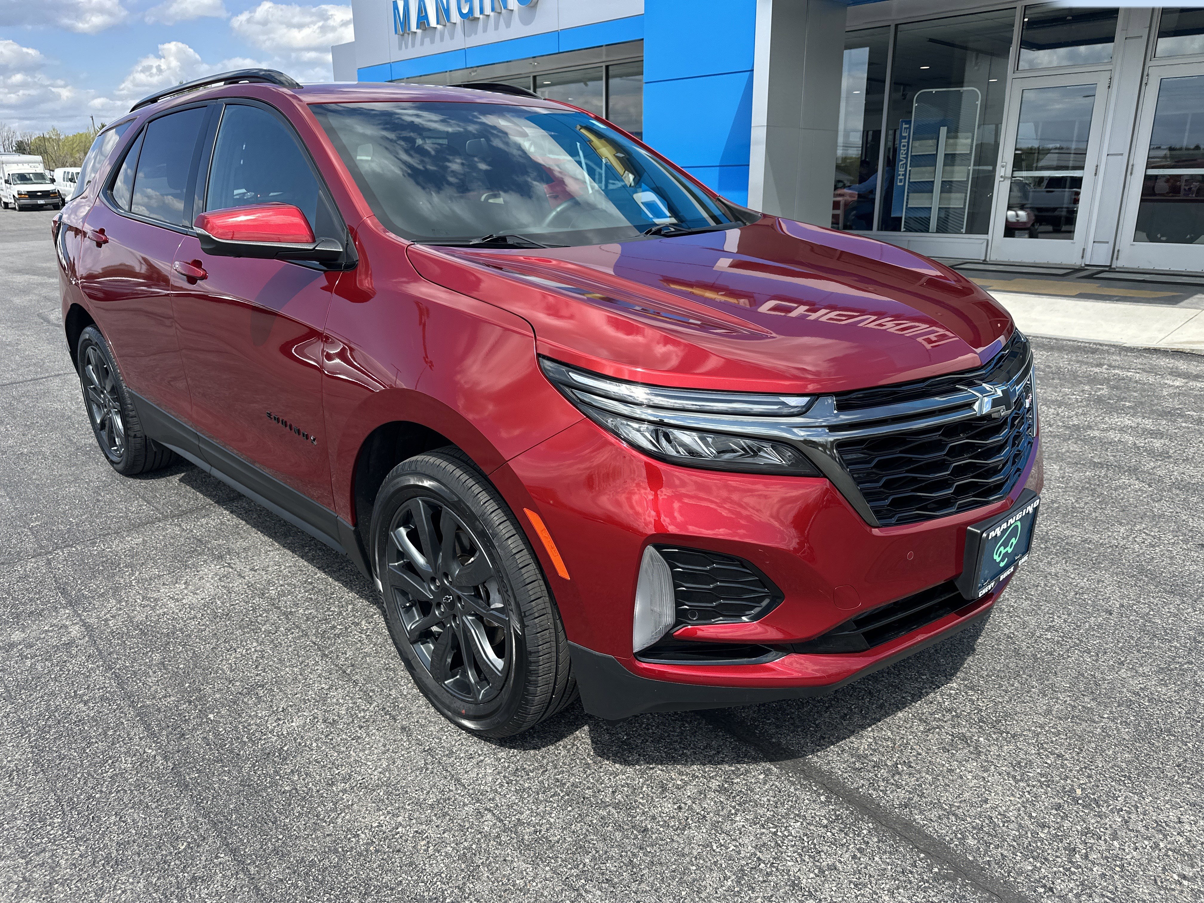 Certified 2023 Chevrolet Equinox RS w/ RS Leather Package AWD/4WD image 2
