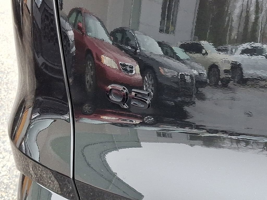 Used 2025 Audi Q5 Premium Plus w/ Premium Plus image 32