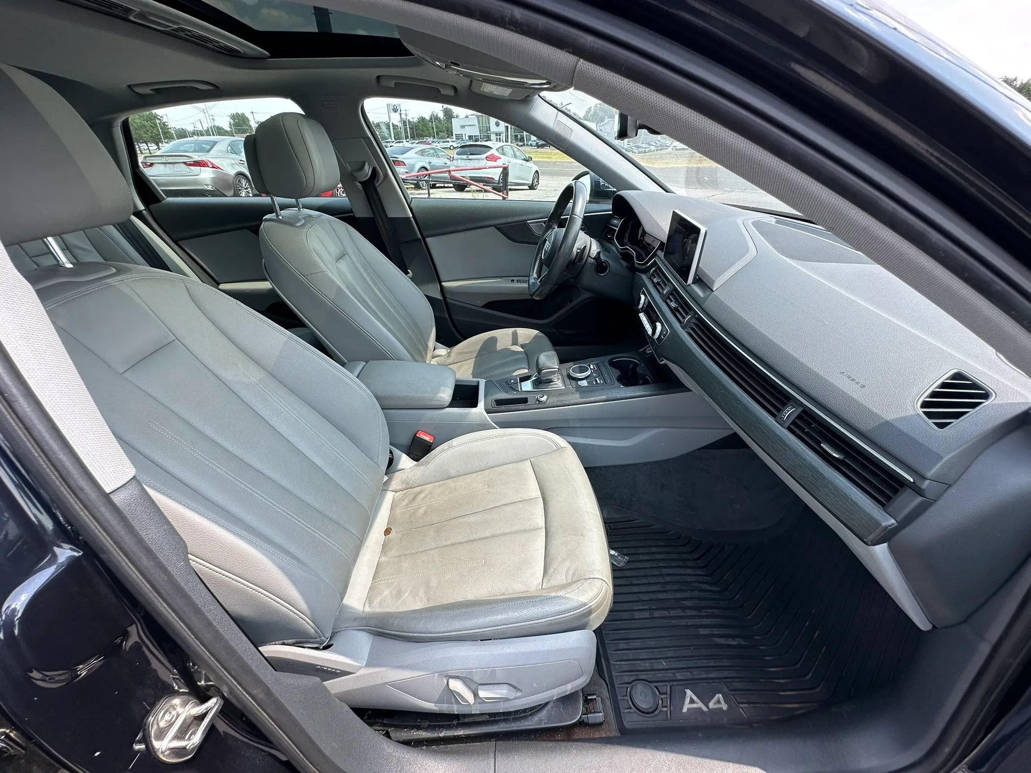 Used 2018 Audi A4 2.0T Ultra Premium Plus w/ Premium Plus Package FWD image 13