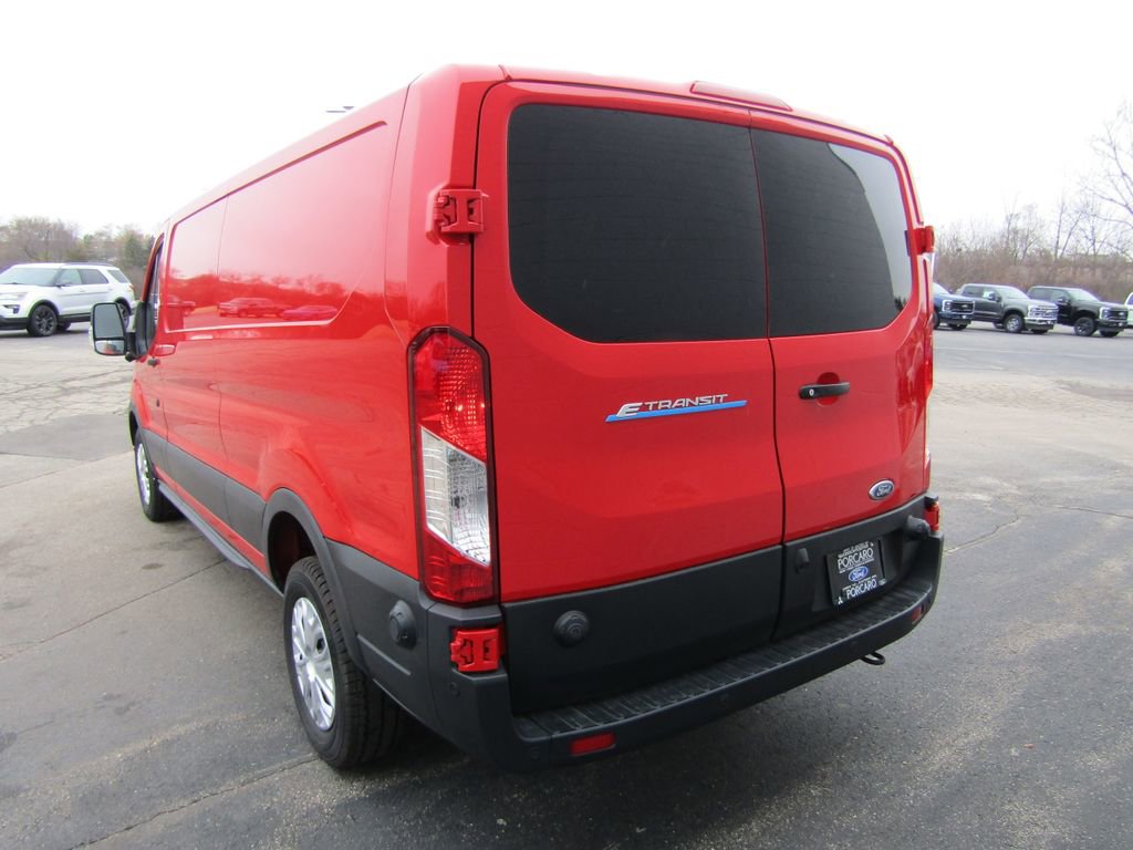 Used 2024 Ford E-Transit Low Roof image 4