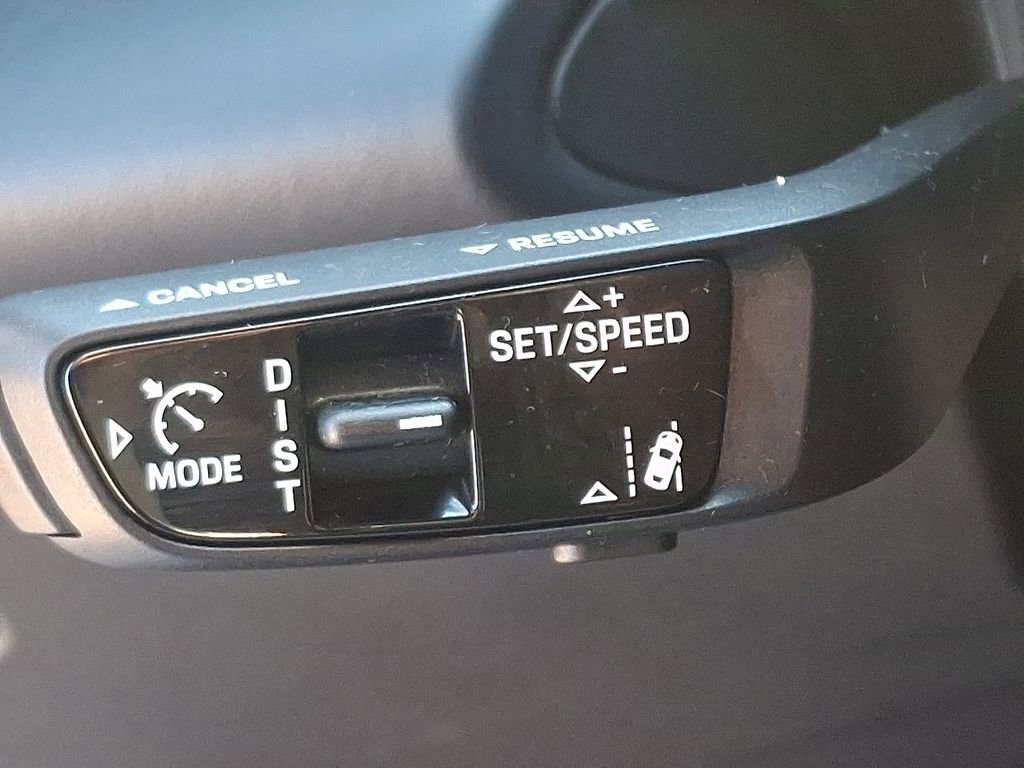 Used 2024 Porsche Macan 4 Electric image 26