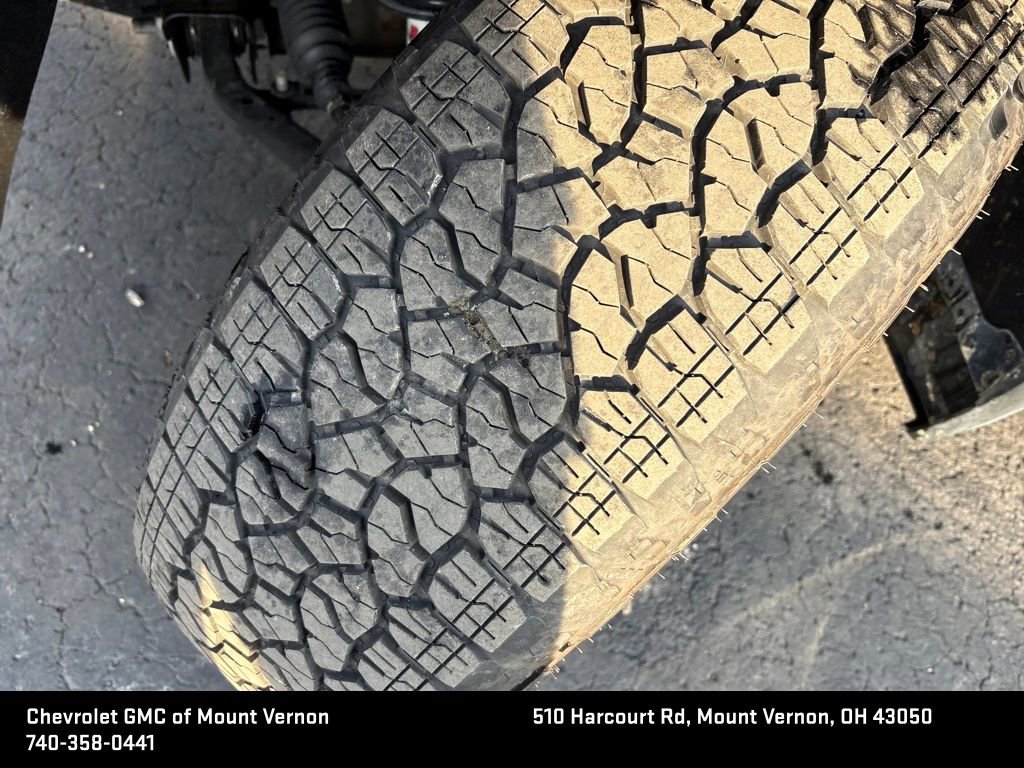 New 2025 GMC Sierra 1500 Elevation image 29