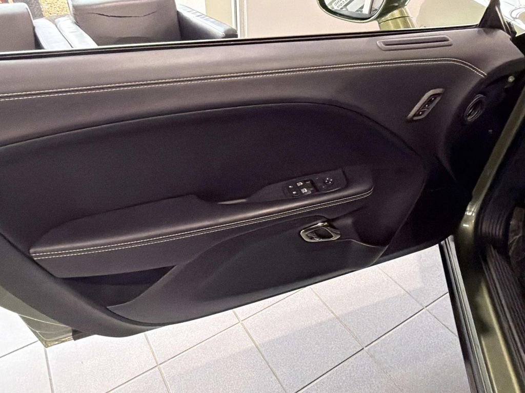 Used 2022 Dodge Challenger SRT Hellcat w/ Plus Package image 12