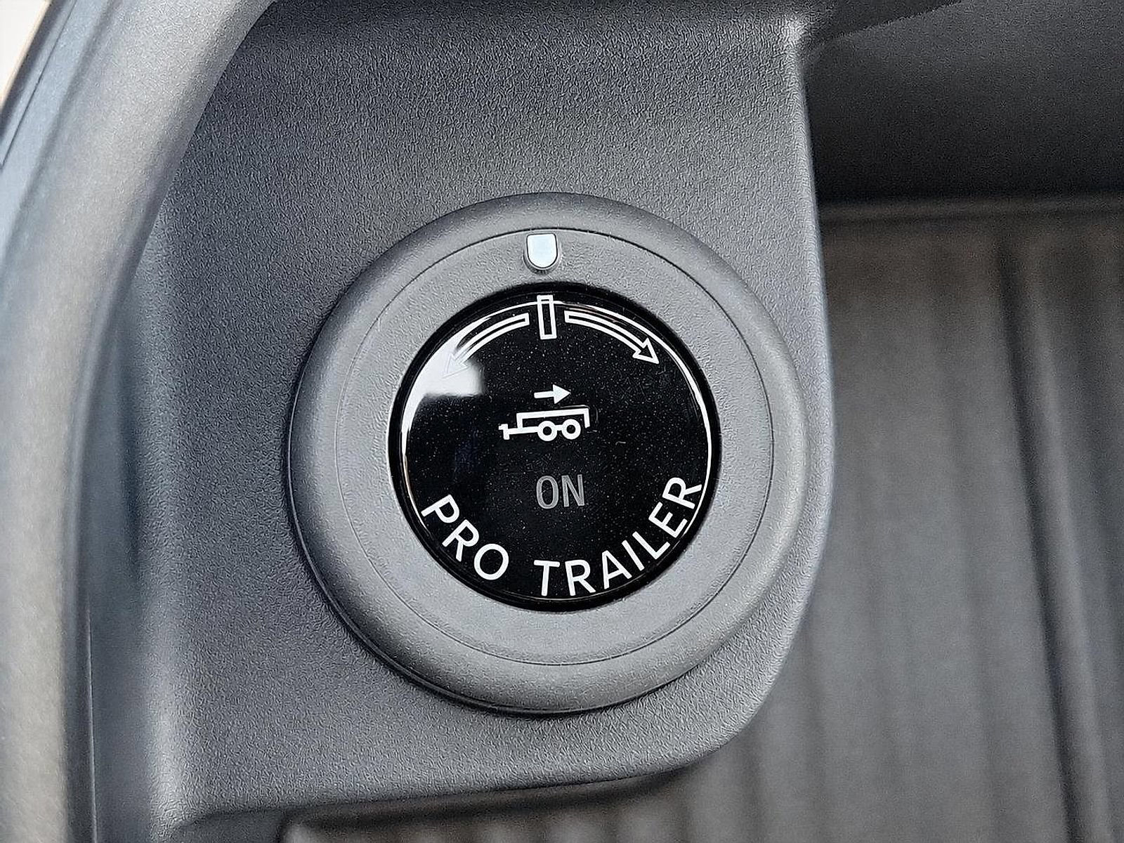 New 2027 Ford Expedition Max Active RWD image 16