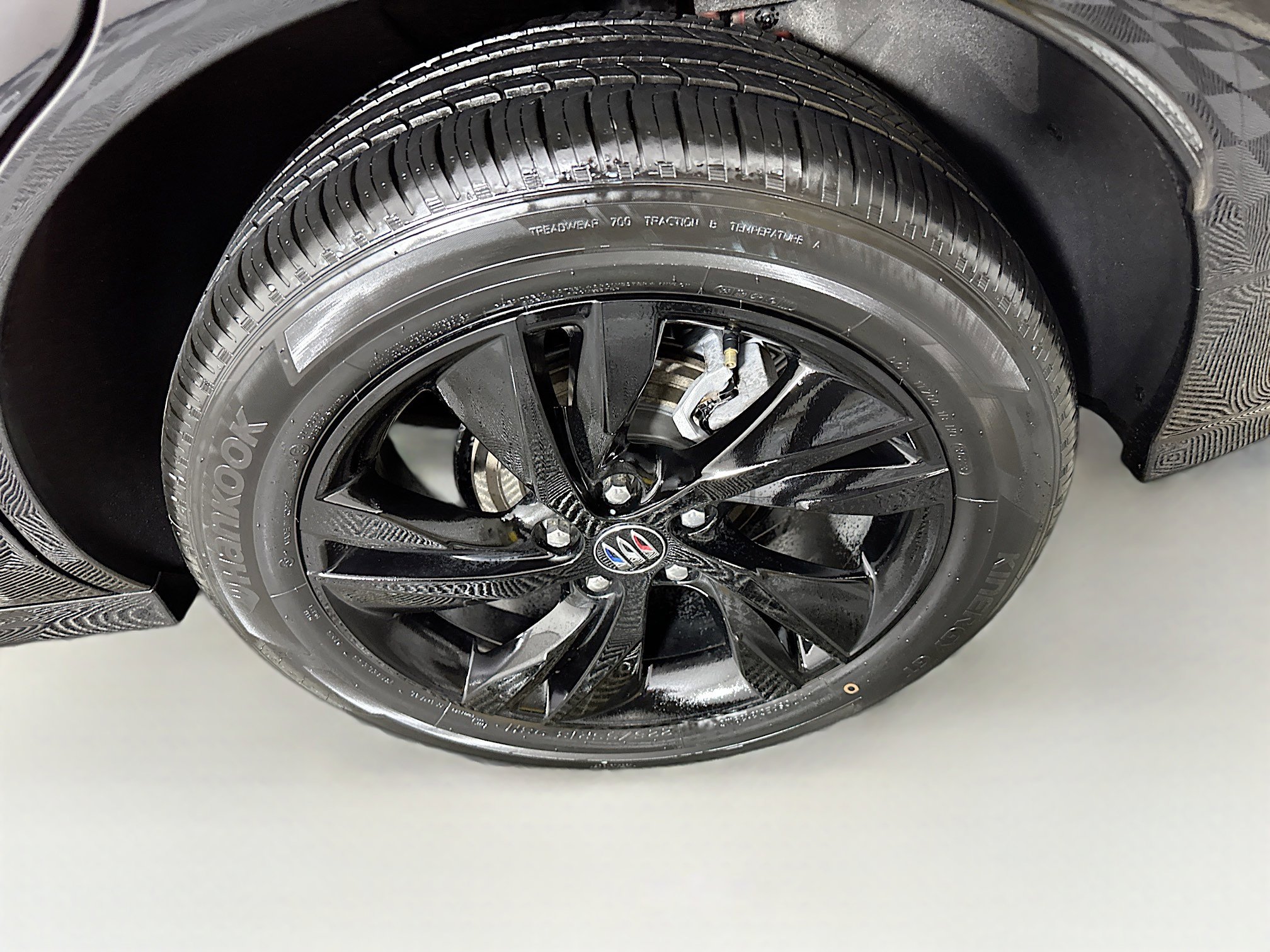 Used 2024 Buick Encore GX Sport Touring w/ Comfort Package image 11