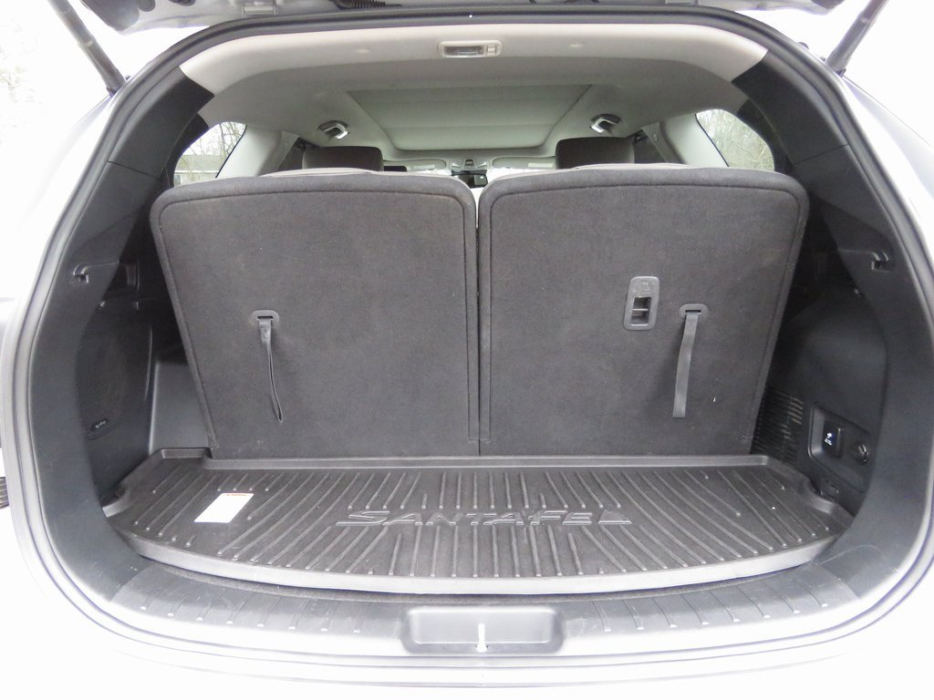 Used 2017 Hyundai Santa Fe Limited image 18