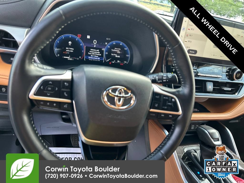 Used 2026 Toyota Highlander Platinum AWD/4WD image 27