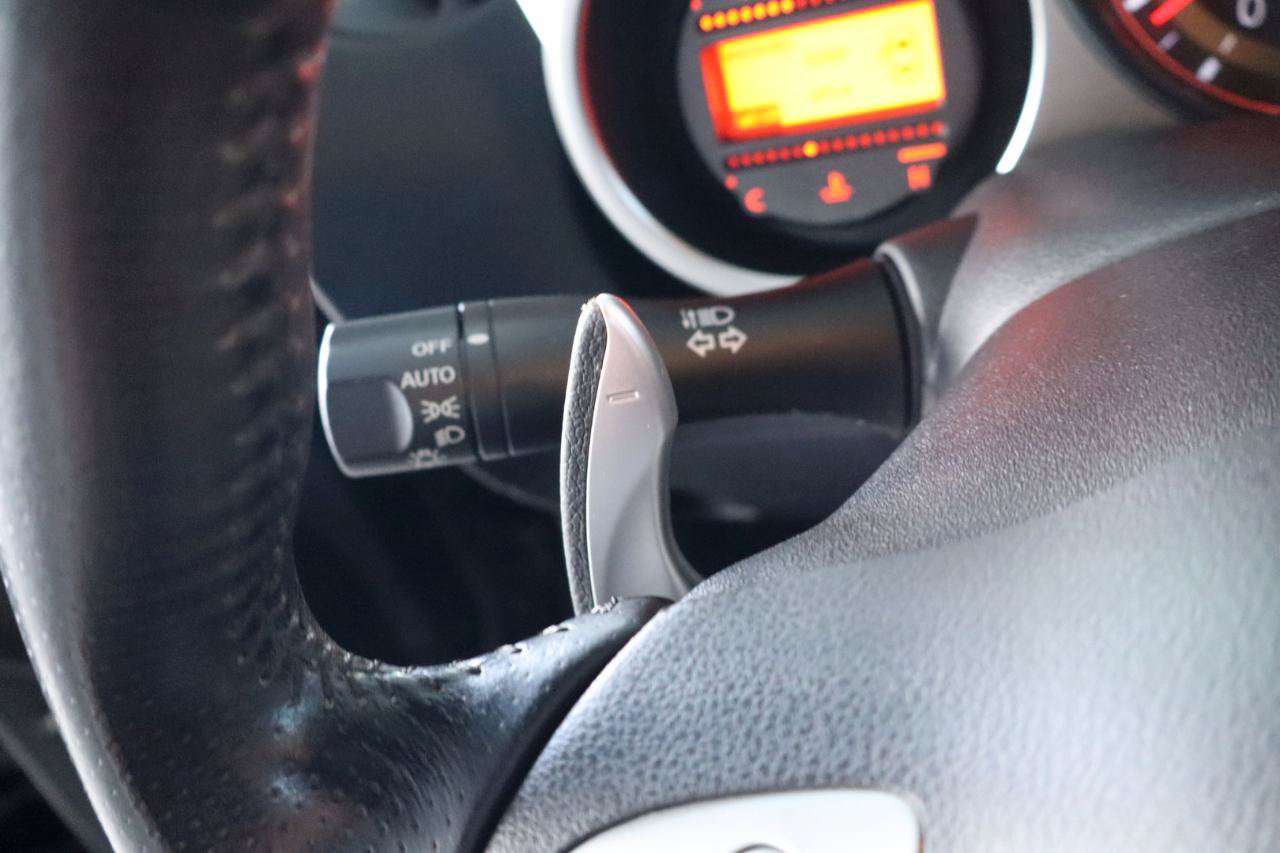 Used 2015 Nissan 370Z Coupe RWD image 21