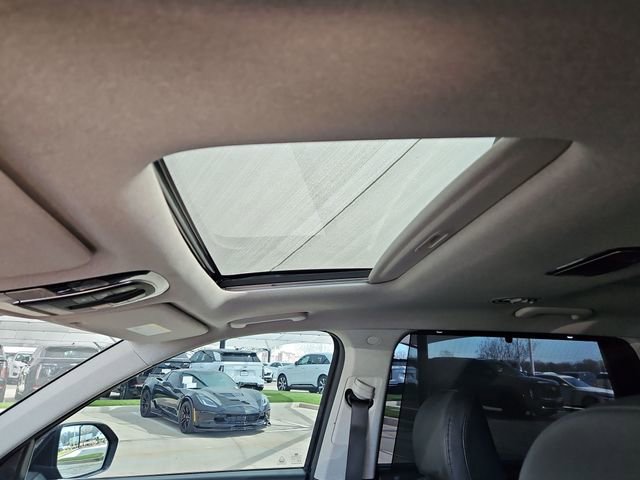Used 2023 Hyundai Palisade Limited w/ Cargo Package image 8