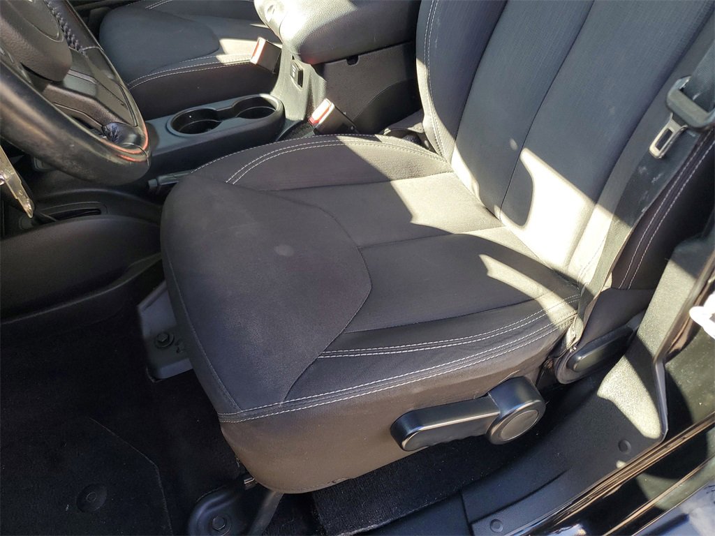 Used 2015 Jeep Wrangler Unlimited Sahara image 22