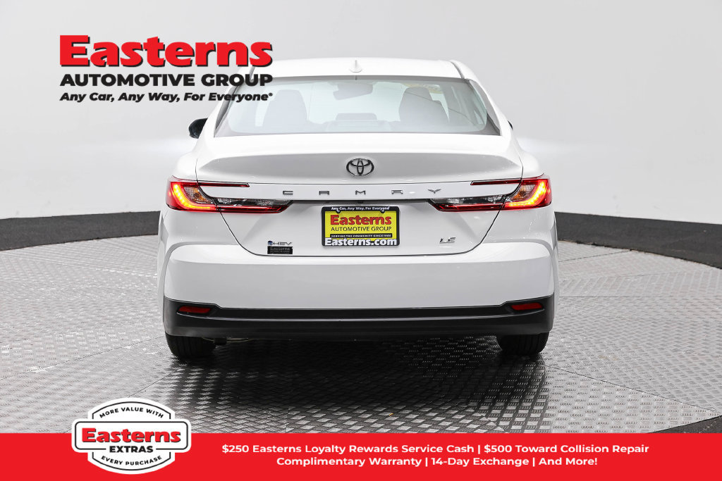 Used 2025 Toyota Camry LE w/ Convenience Package FWD image 7