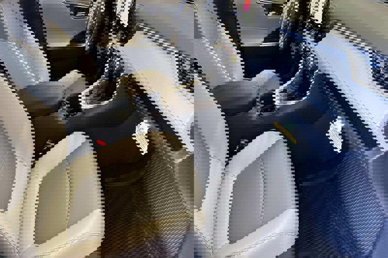 New 2025 Toyota RAV4 XLE Premium image 18