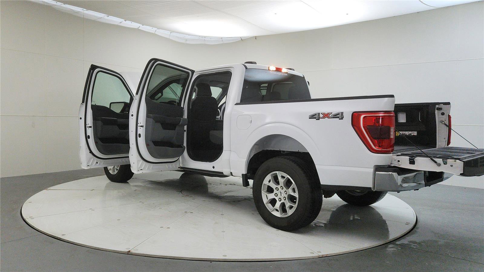 Used 2023 Ford F150 XLT image 11