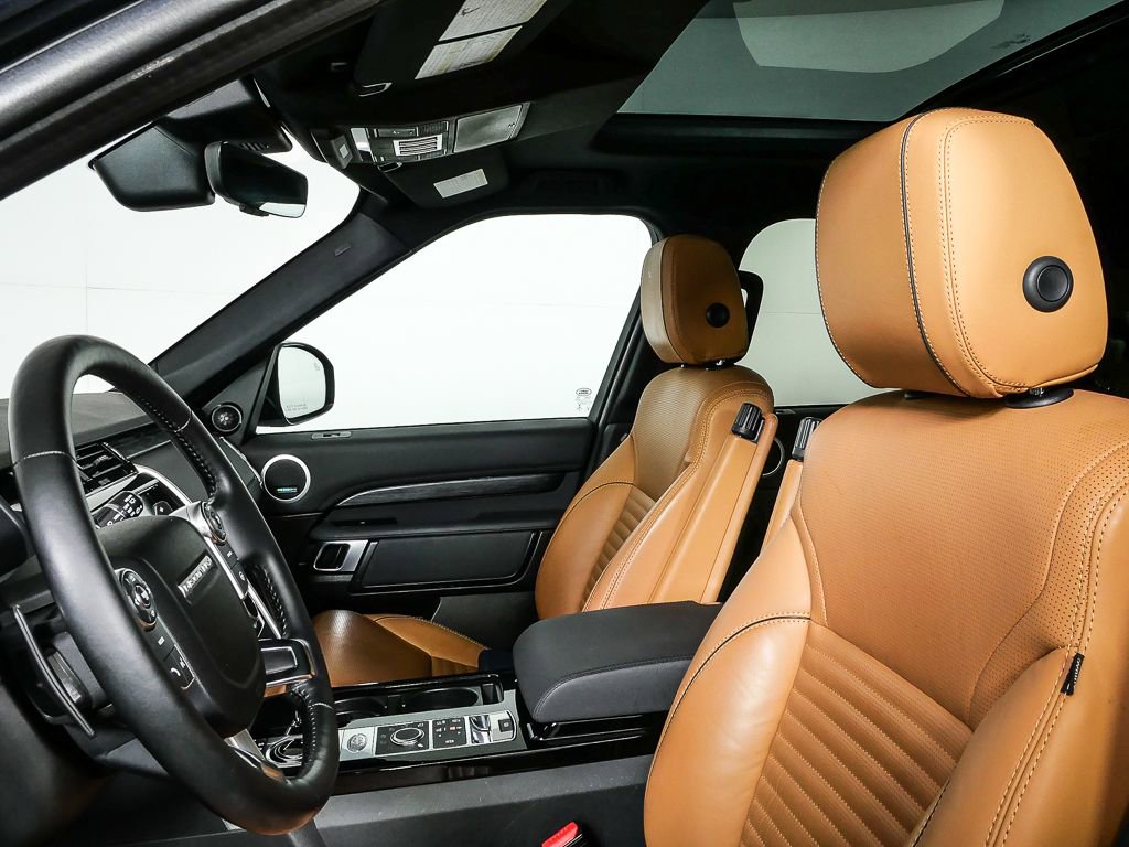 Used 2018 Land Rover Discovery HSE image 5