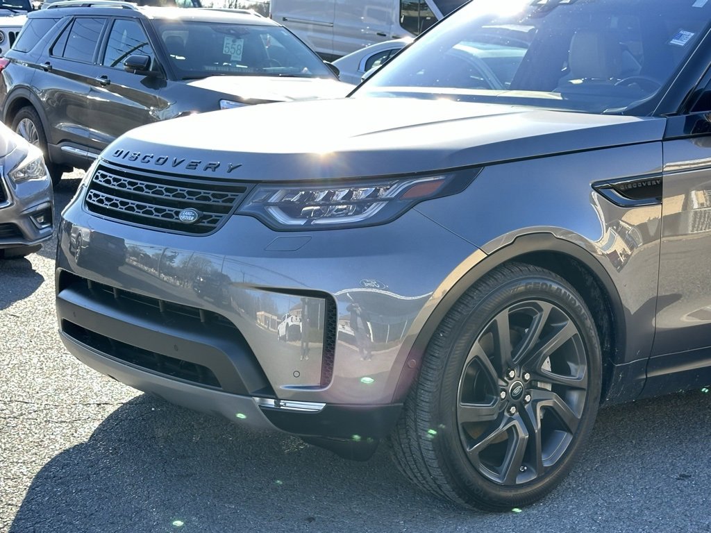 Used 2019 Land Rover Discovery HSE image 36