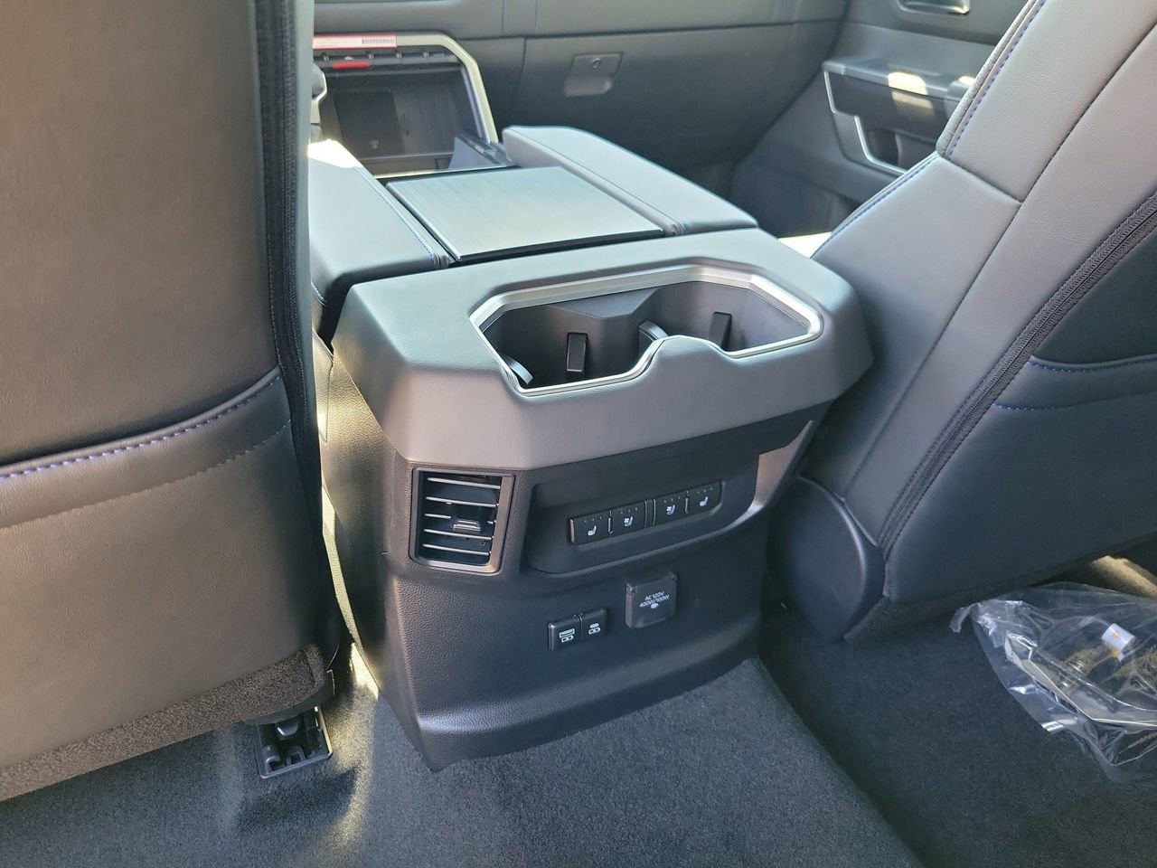 Used 2025 Toyota Tundra Platinum image 11