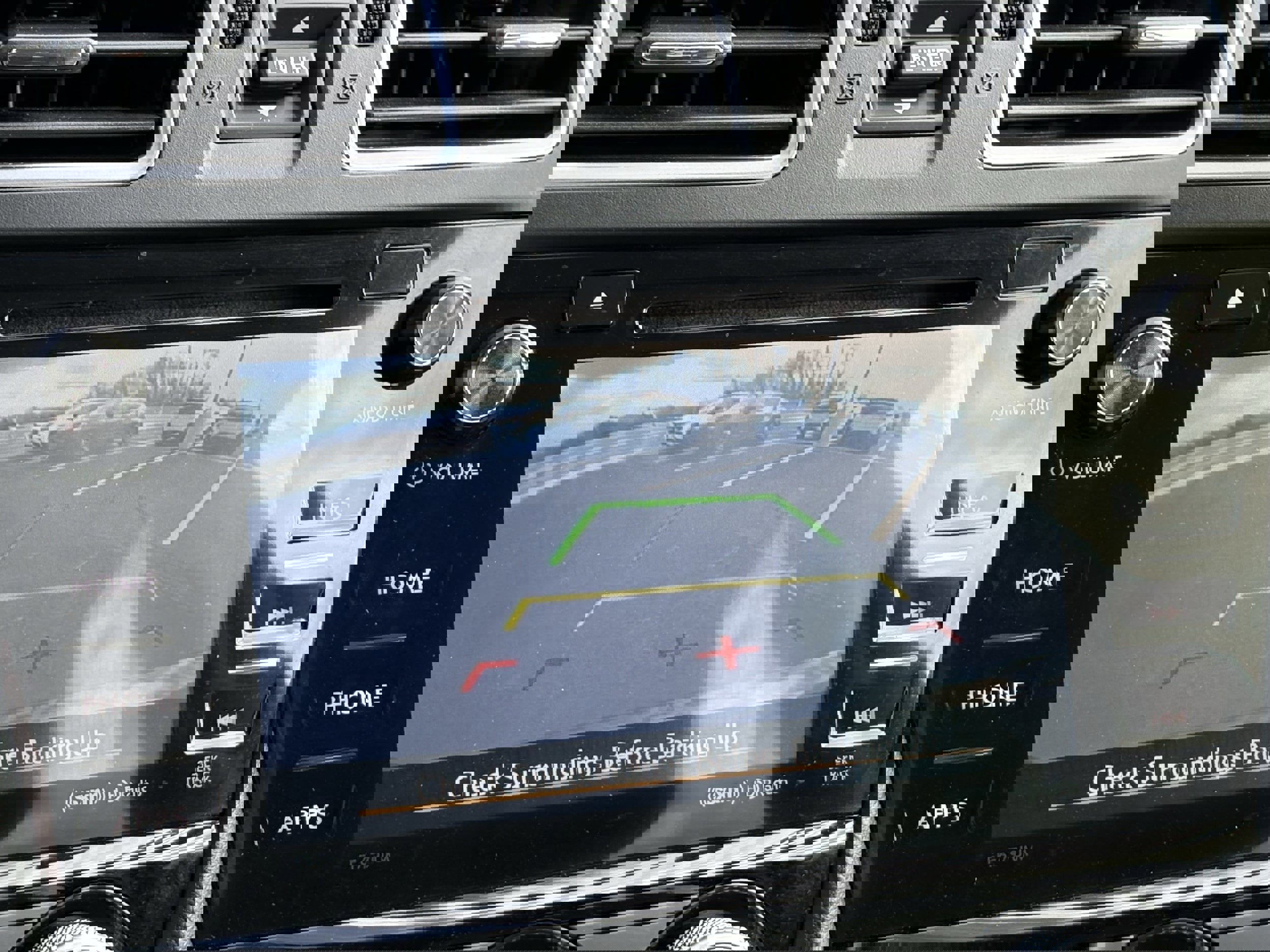 Used 2018 Subaru Forester 2.5i Limited image 23