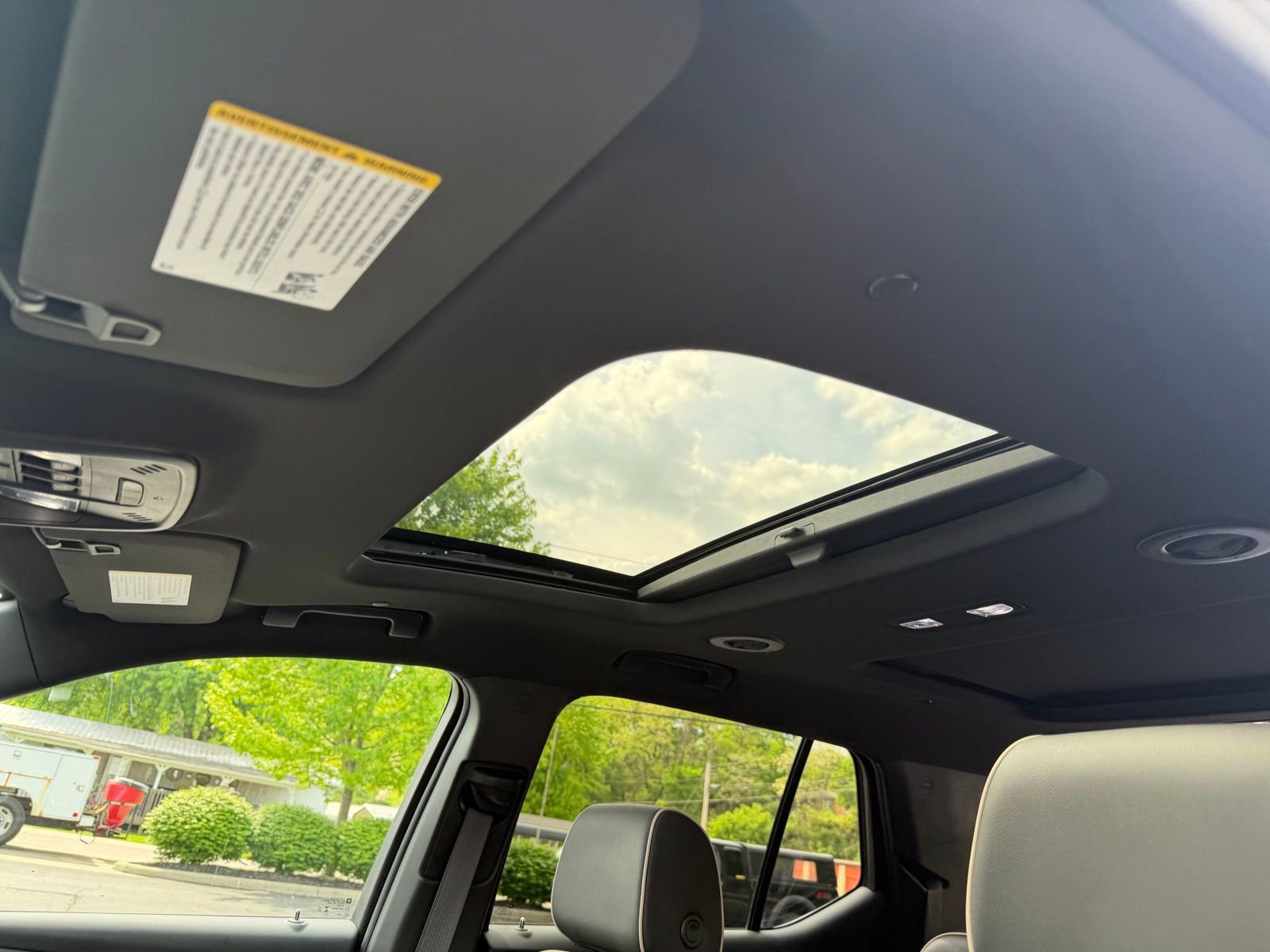 Used 2023 Chevrolet Traverse Premier w/ LPO, Floor Liner Package AWD/4WD image 26