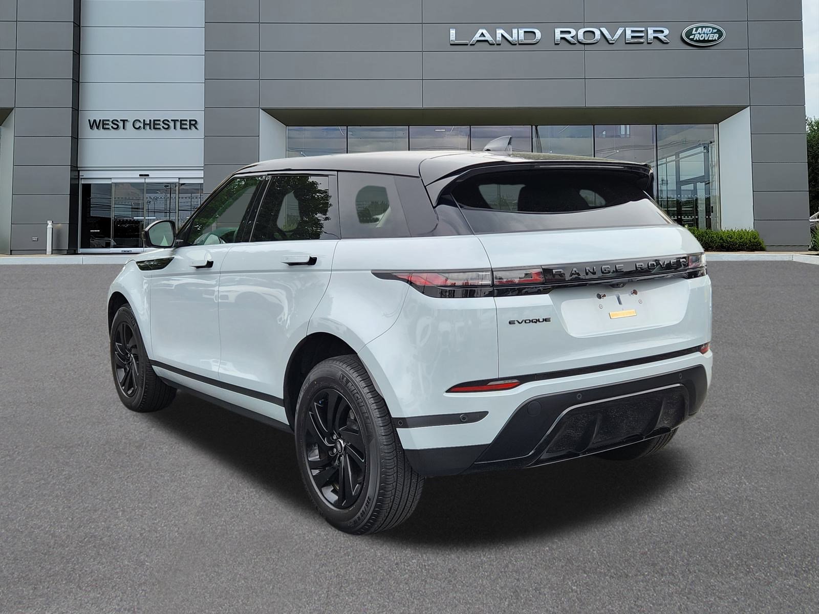 Certified 2025 Land Rover Range Rover Evoque S image 3