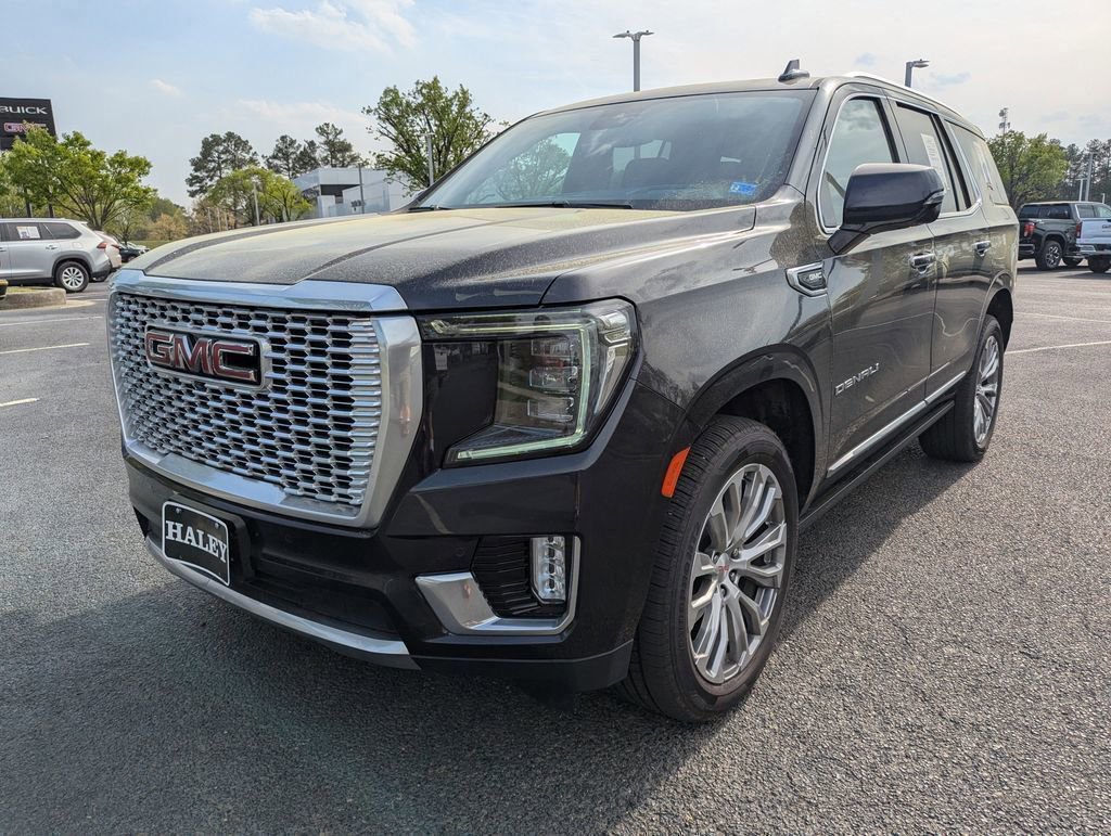 Used 2023 GMC Yukon Denali AWD/4WD image 4