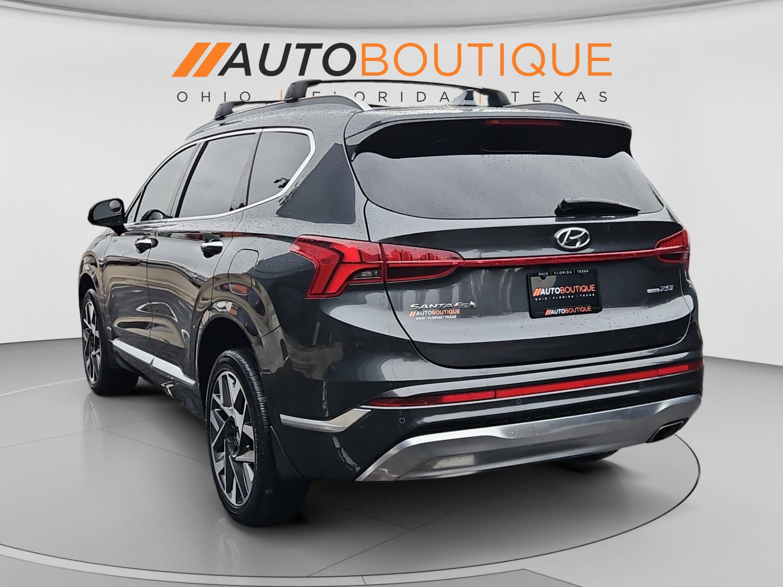 Used 2023 Hyundai Santa Fe Calligraphy AWD/4WD image 3