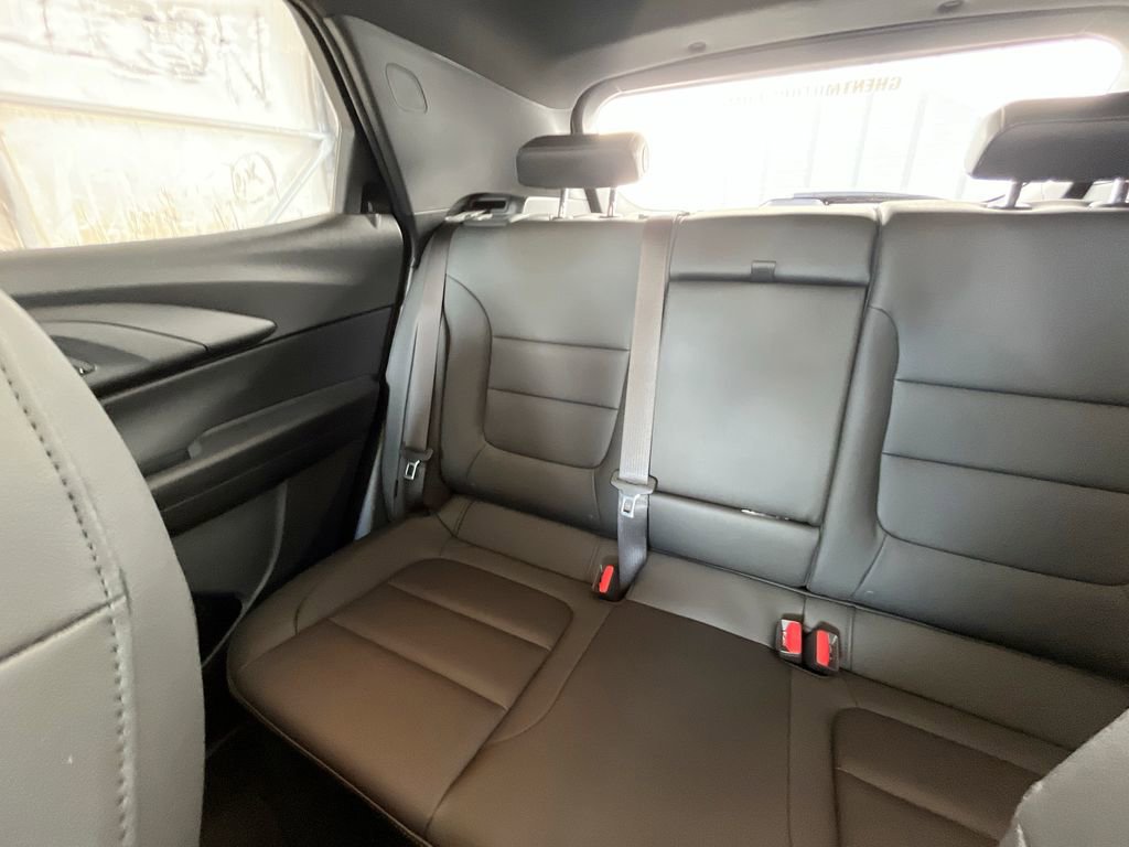 New 2025 Chevrolet TrailBlazer ACTIV w/ Convenience Package image 12