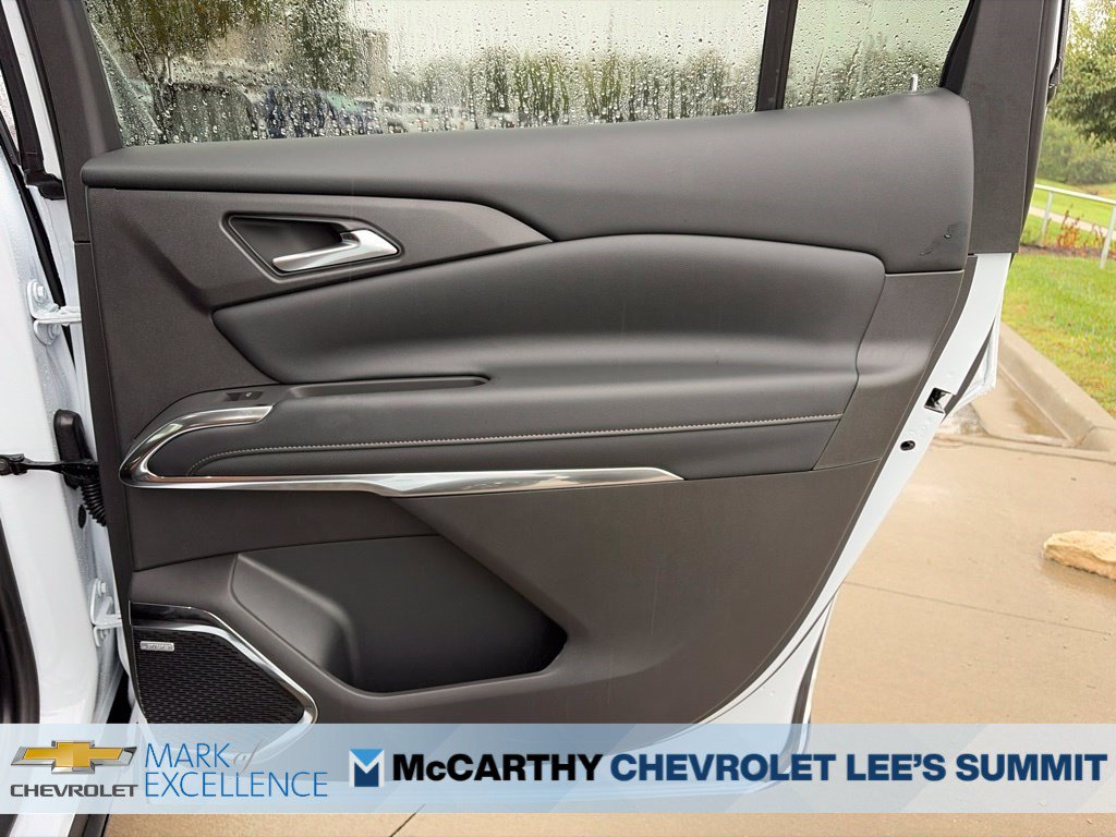 New 2027 Chevrolet Traverse Z71 w/ Enhanced Driving Package AWD/4WD image 34