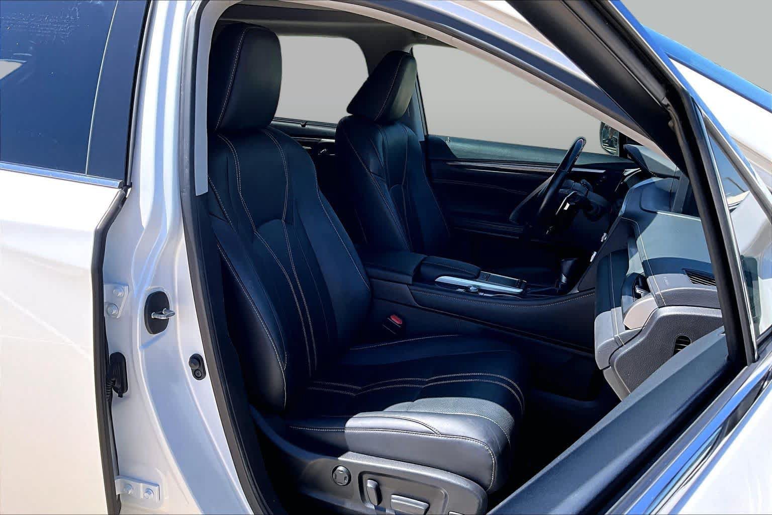 Used 2020 Lexus RX 350 FWD w/ Luxury Package image 9