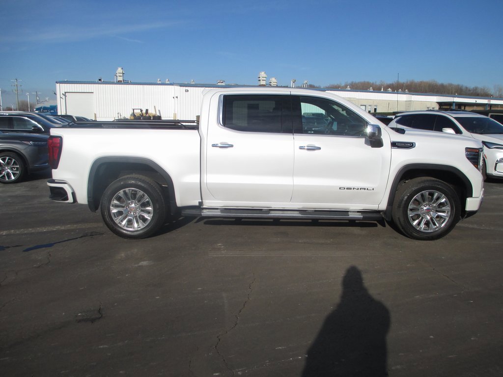 Used 2022 GMC Sierra 1500 Denali image 3