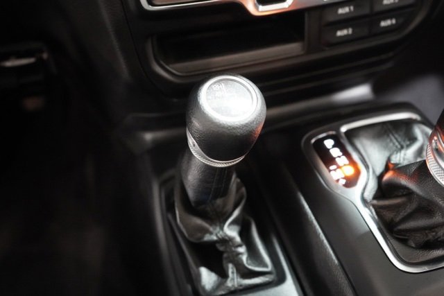 Used 2021 Jeep Gladiator Willys image 27