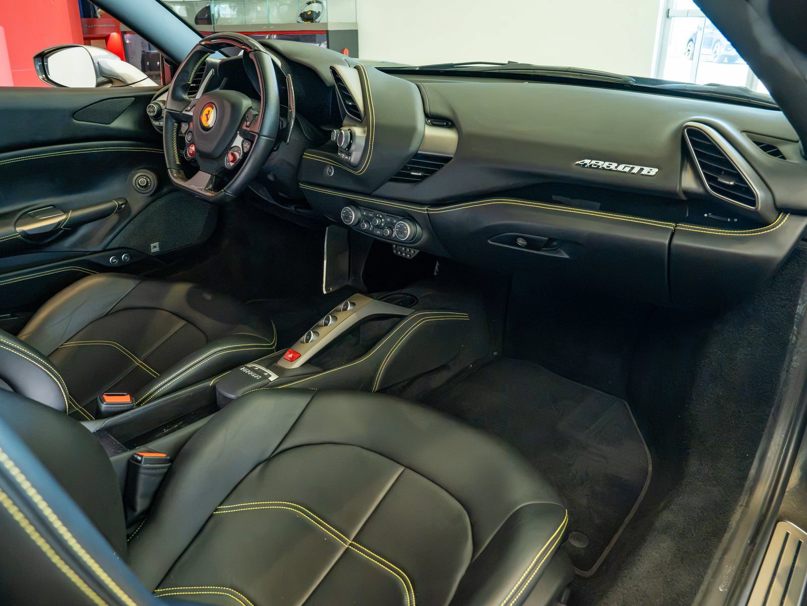 Certified 2017 Ferrari 488 GTB RWD image 17