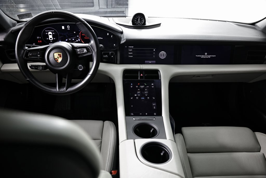 Certified 2024 Porsche Taycan image 27