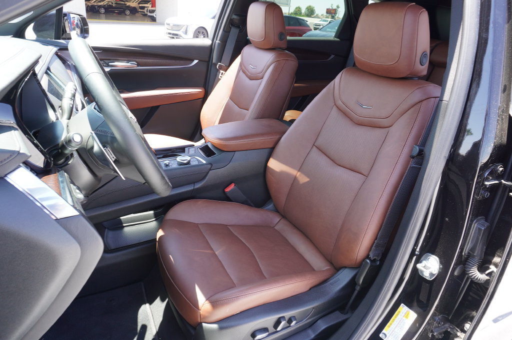 New 2025 Cadillac XT5 Sportv w/ Technology Package AWD/4WD image 14
