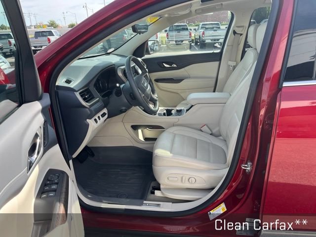 Used 2023 GMC Acadia Denali w/ Denali Ultimate Package AWD/4WD image 21