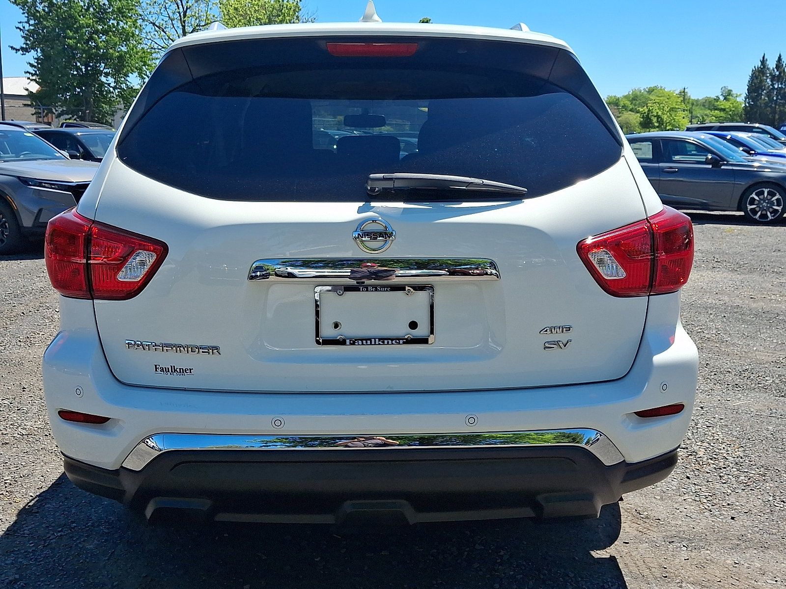Used 2019 Nissan Pathfinder SV AWD/4WD image 5