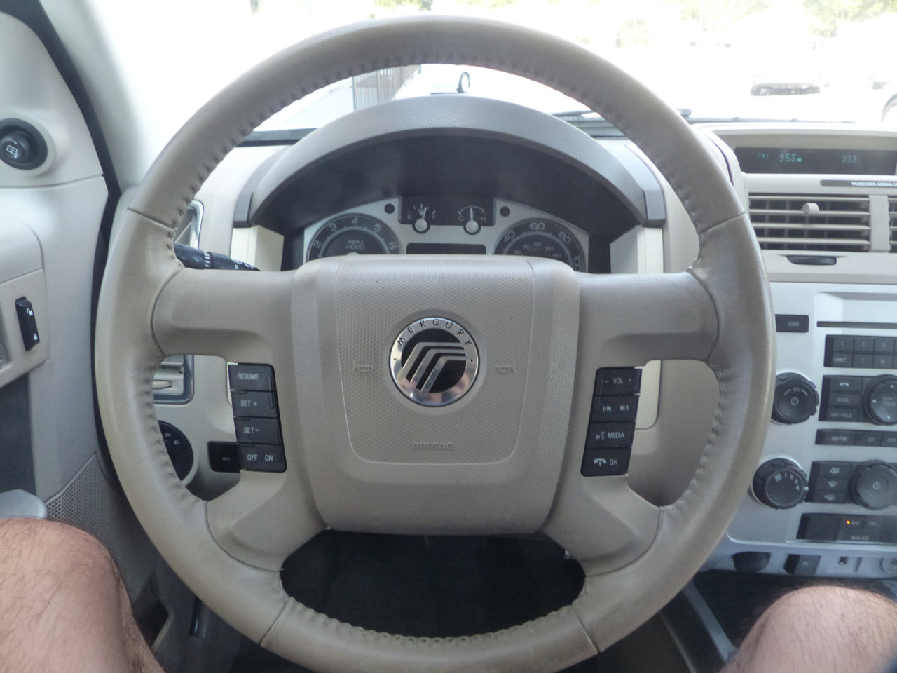 Used 2009 Mercury Mariner 4WD image 20
