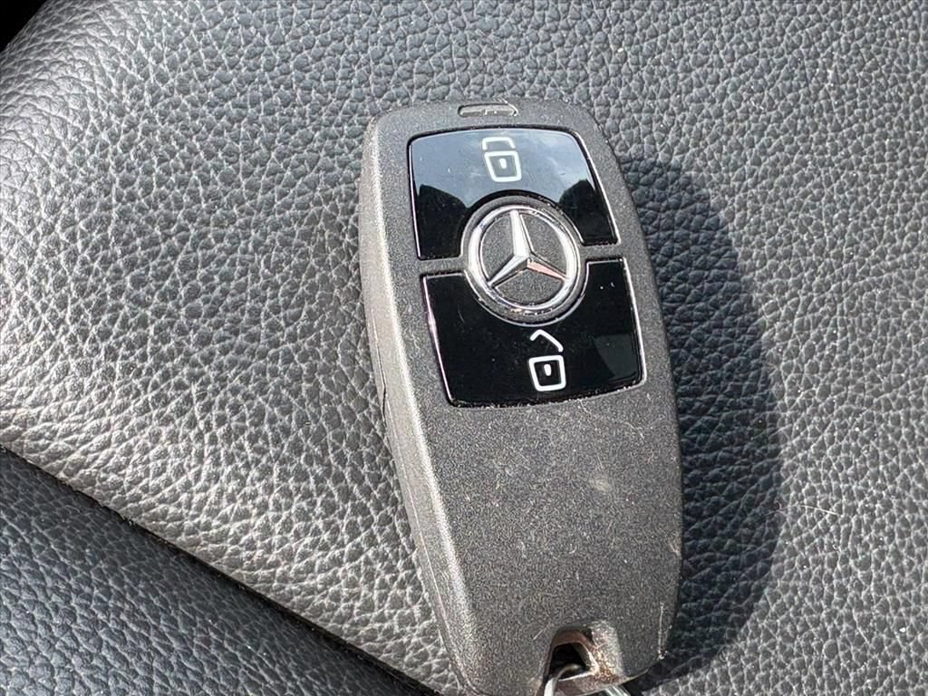 Used 2019 Mercedes-Benz Sprinter 2500 image 24