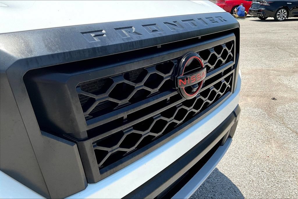 Used 2023 Nissan Frontier Pro-X w/ Pro-X Premium Package RWD image 26