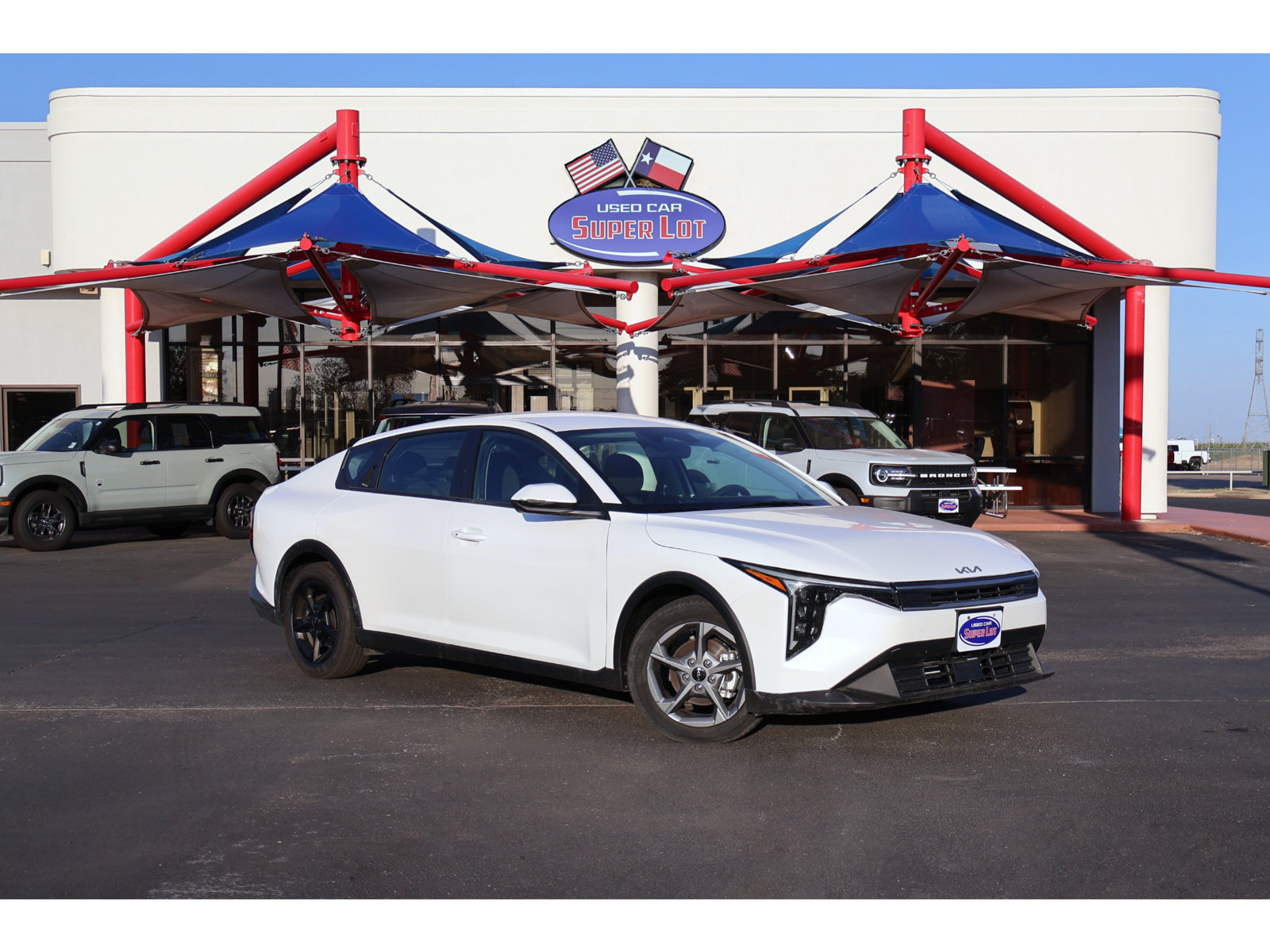 Used 2026 Kia K4 FWD image 1