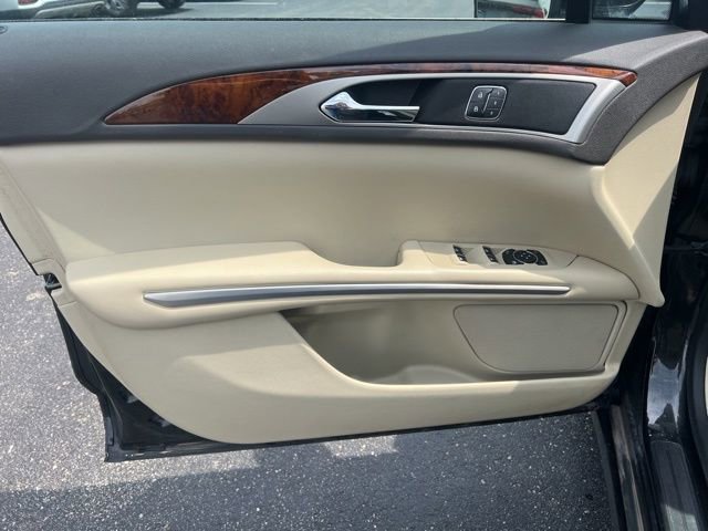 Used 2015 Lincoln MKZ AWD w/ Equipment Group 101A Select image 25