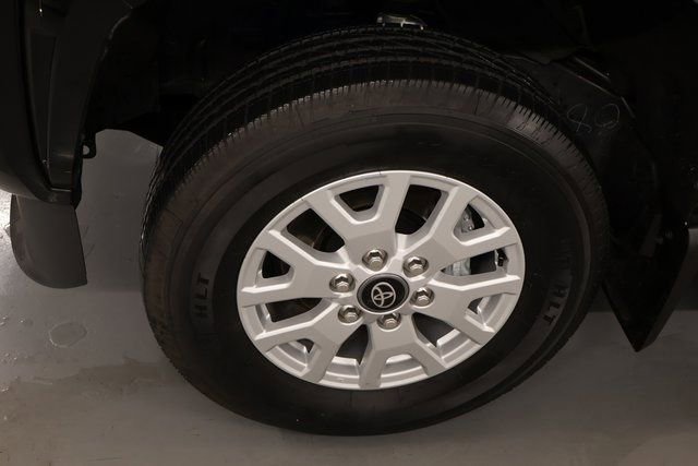 Certified 2025 Toyota Tacoma SR5 image 7