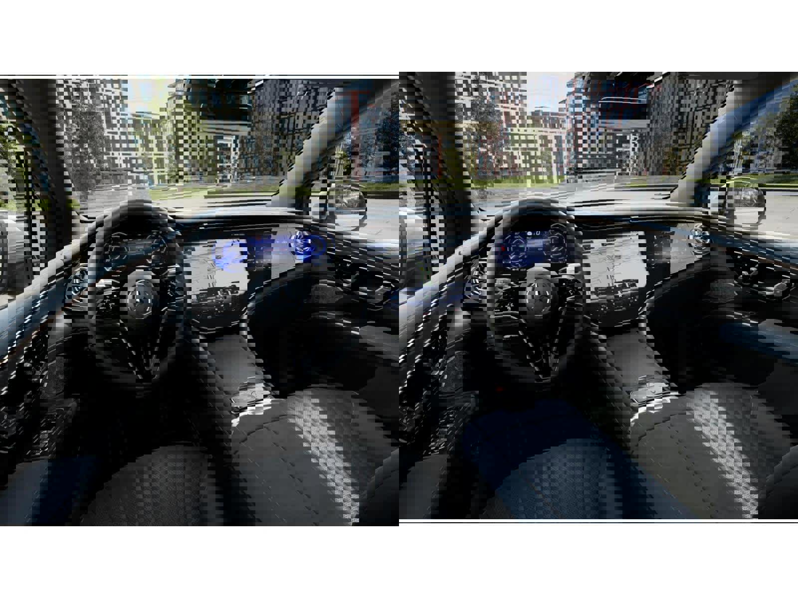 New 2026 Mercedes-Benz EQS 400 4MATIC SUV image 3