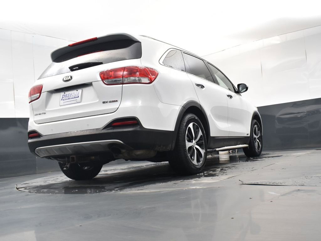 Used 2016 Kia Sorento EX image 27