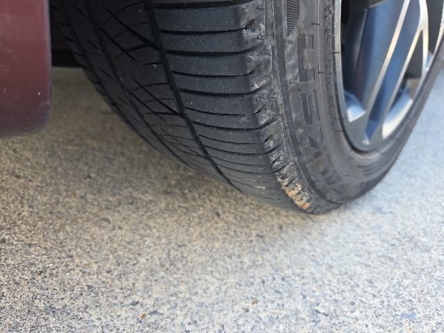 Used 2016 Ford Fusion SE FWD image 2