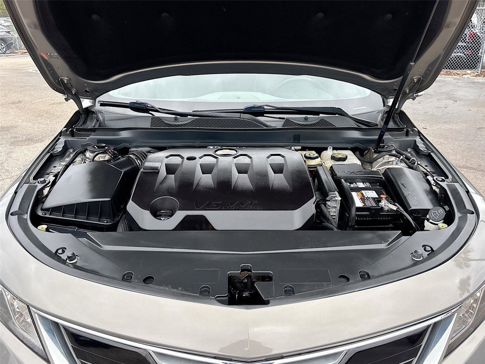 Used 2018 Chevrolet Impala Premier w/ Premier Confidence Package image 32