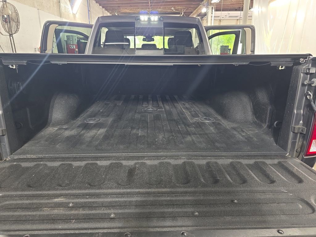 Used 2018 RAM 2500 Big Horn w/ Sport Appearance Group AWD/4WD image 12