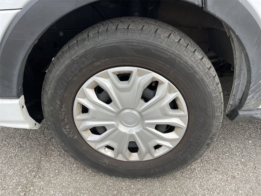 Used 2023 Ford Transit 350 XLT image 2