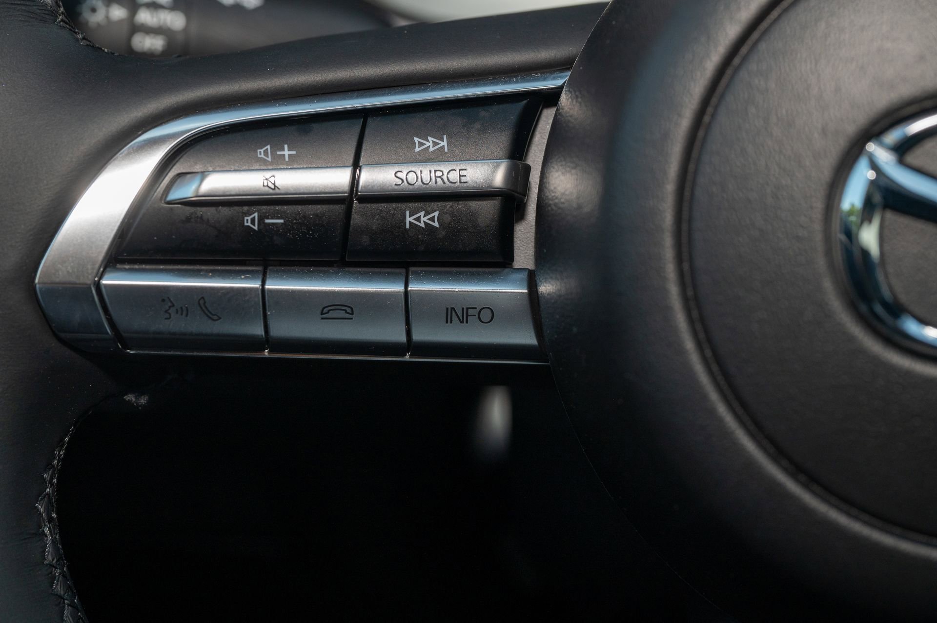 Used 2025 MAZDA CX-50 AWD 2.5 S w/ Weather Package image 30