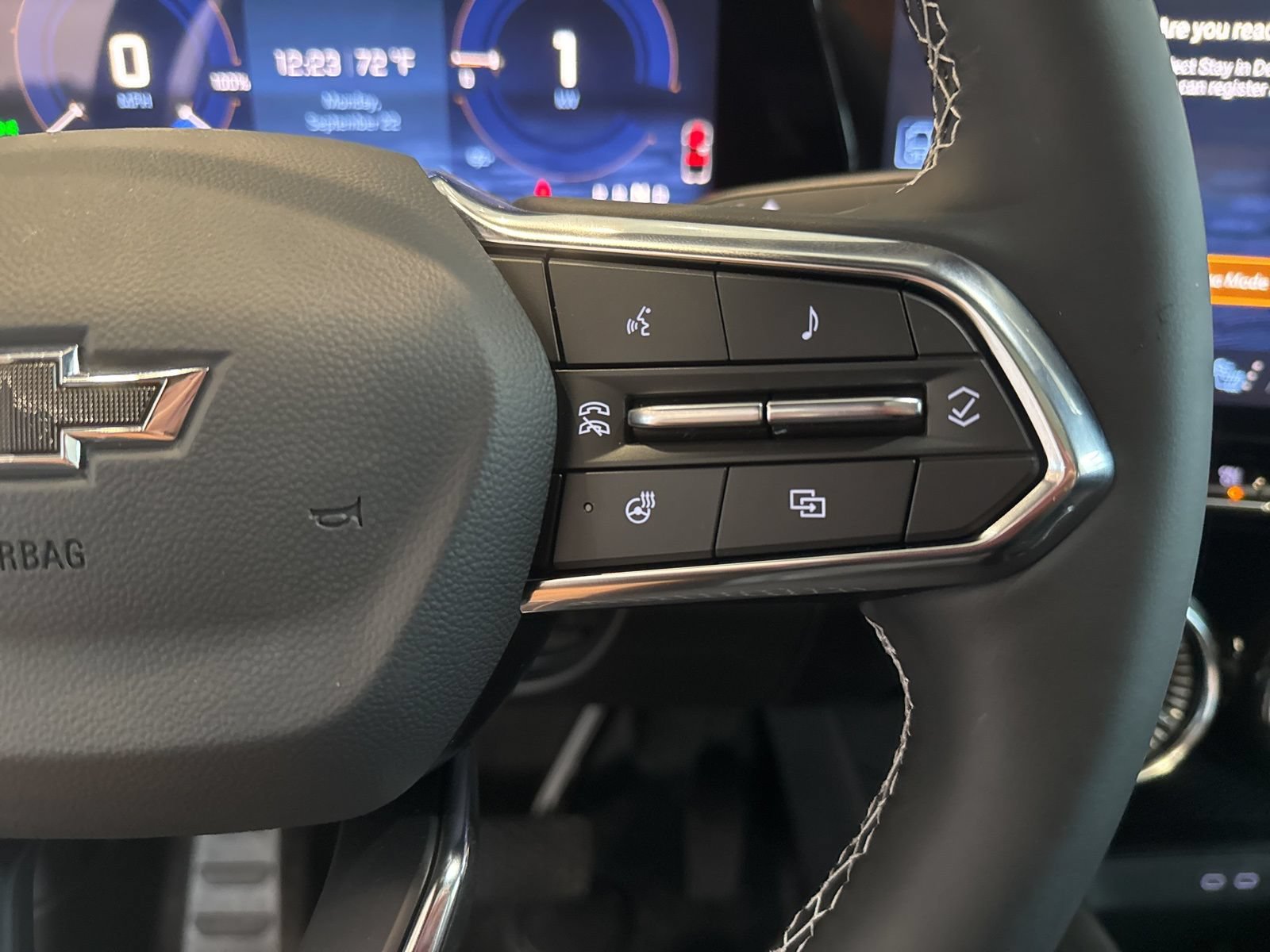 New 2026 Chevrolet Blazer EV LT AWD/4WD image 23