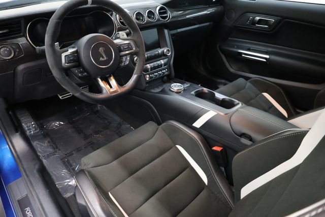 Used 2022 Ford Mustang Shelby GT500 w/ Carbon Fiber Track Pack RWD image 83